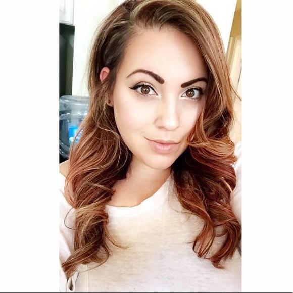 Nice to meet you🖖My name is Bri 💁🏻‍♀️ - Picture 1 of 7